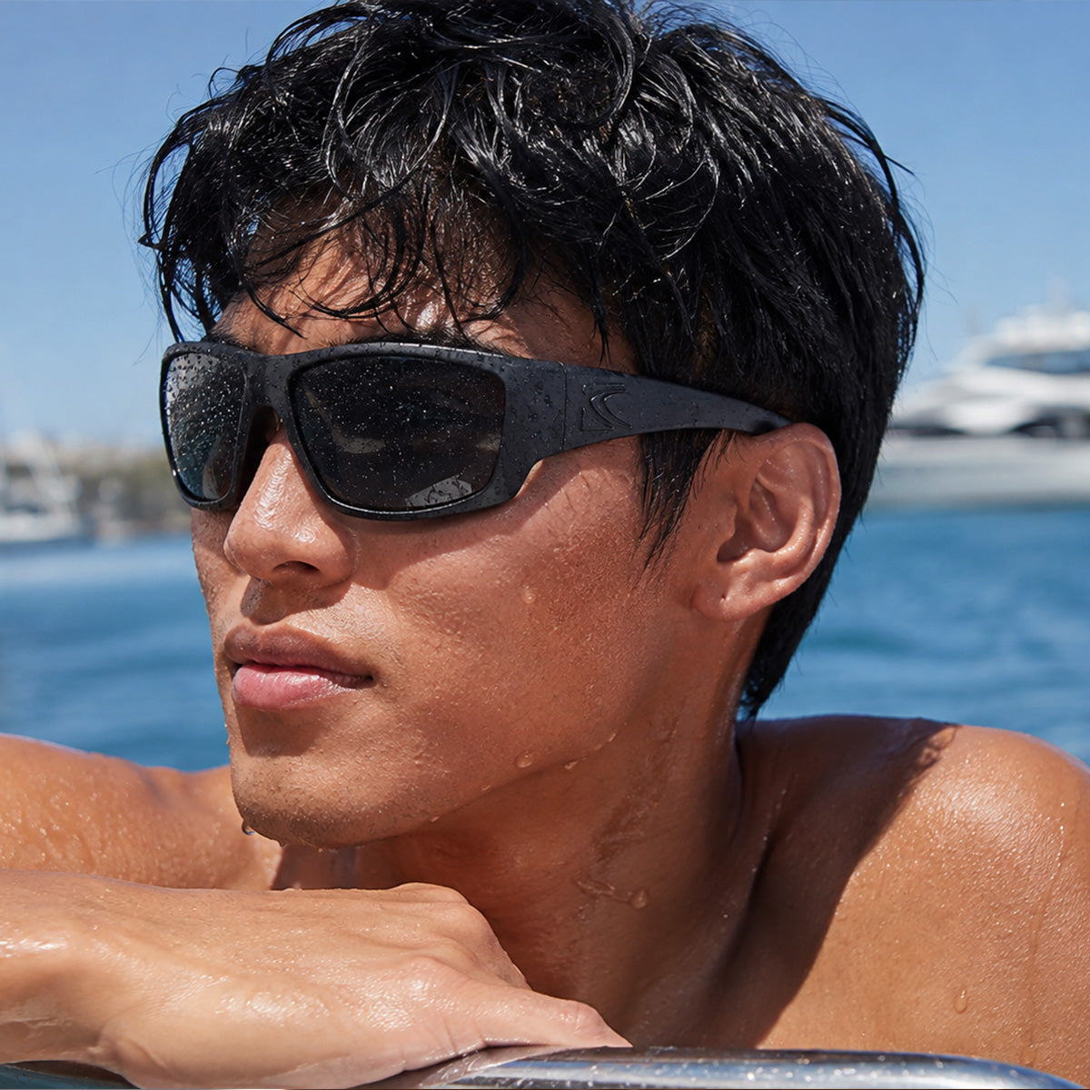 Moray - Floating Matt Black Frame with Grey Injected Polarized Hydrophobic Lens