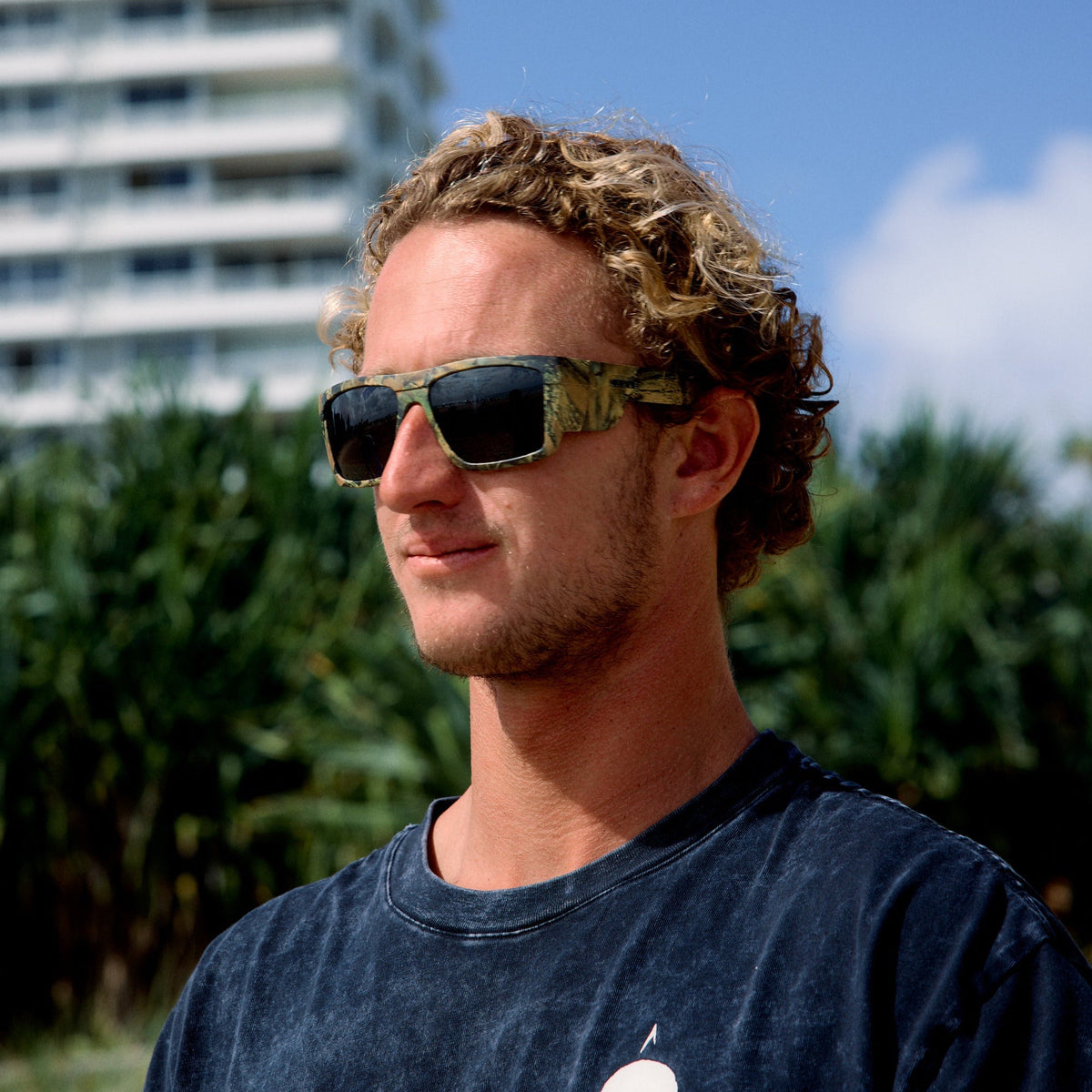 VOLLEY SAFETY - WITH CAMO FRAME AND G15 GREEN POLARIZED LENS